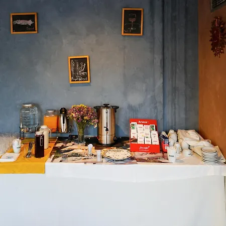 Bazaar Szálloda