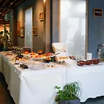 Bazaar Tirana