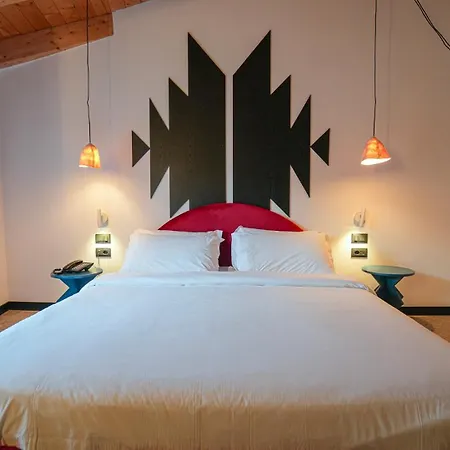 Bazaar 酒店 地拉那