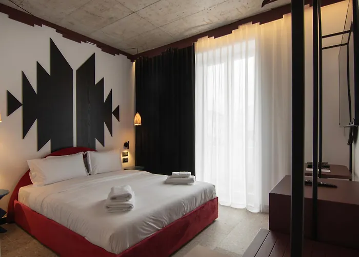 Bazaar Ξενοδοχείο Τίρανα