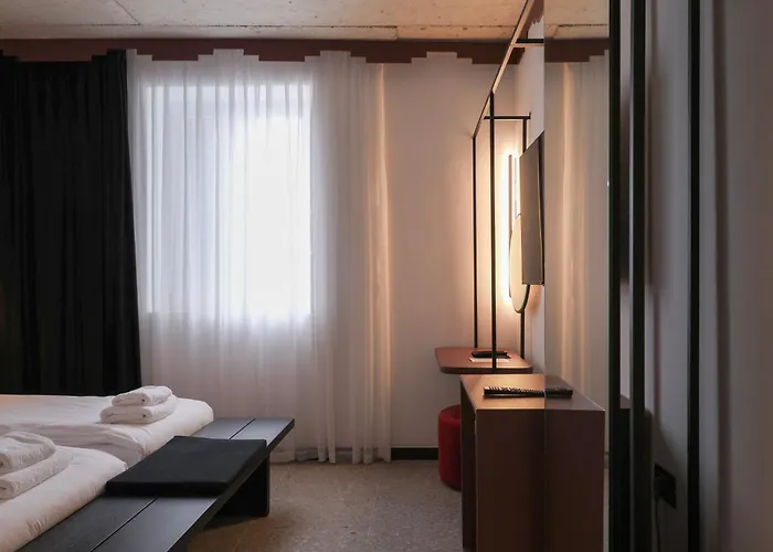 Bazaar Ξενοδοχείο Τίρανα